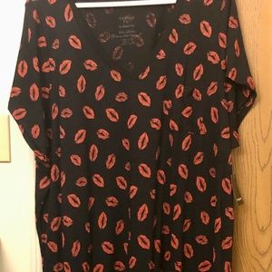 Torrid Lips Tee, size 6X